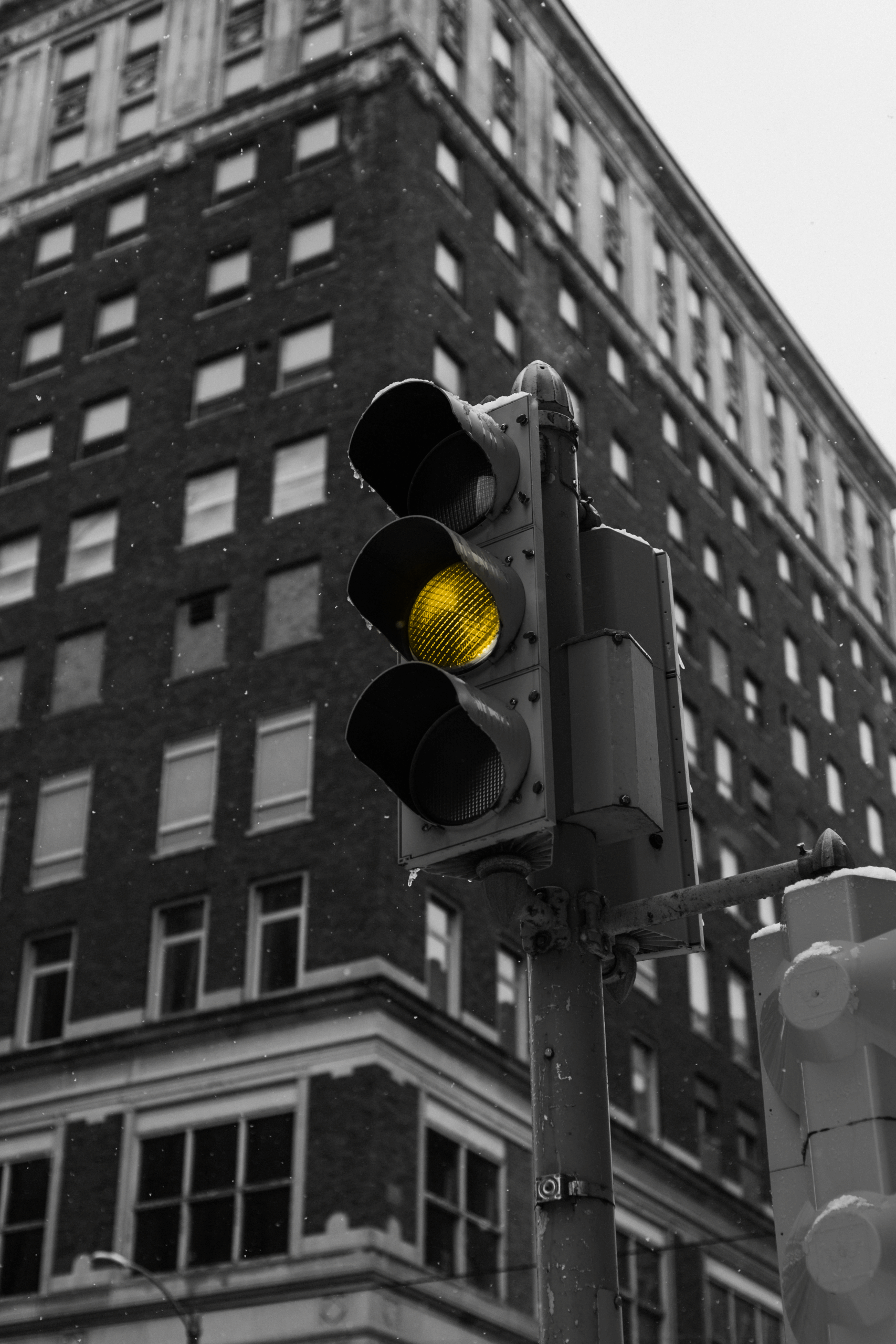 tom-barrett-m8H0Ppm2IVk-unsplash